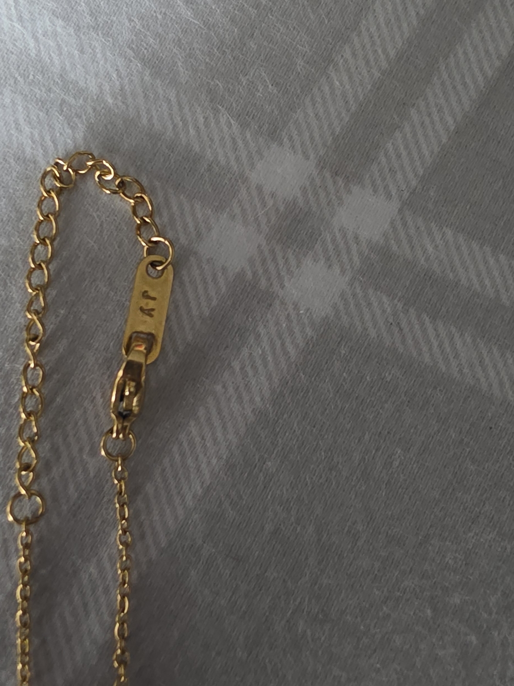 Amazon Reversible Necklace - Picture 2 of 4